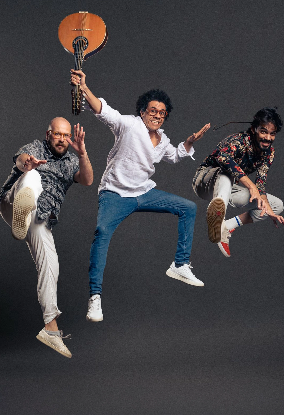 Visão do palco iluminado demonstrando a pluralidade da MIB